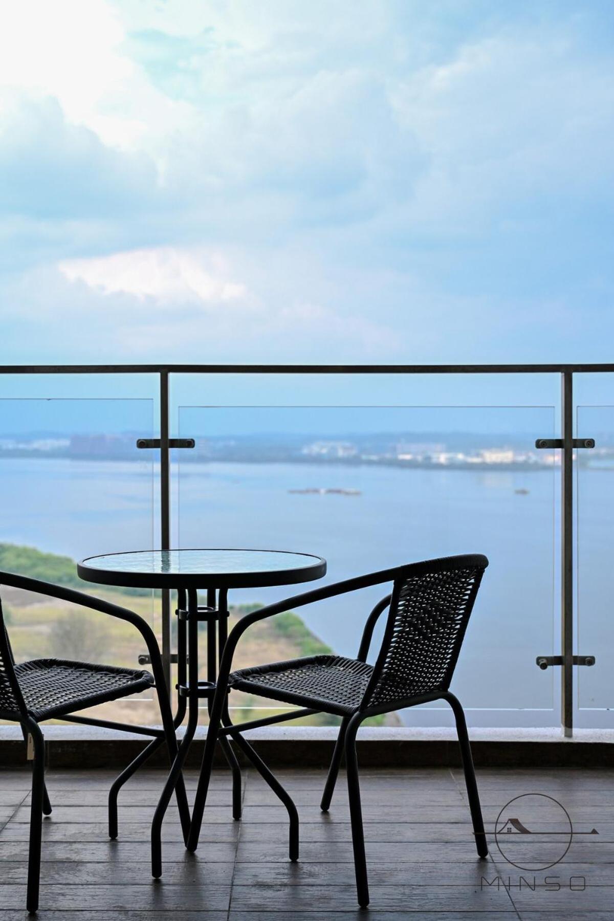 Appartement Kingsbay B #5Pax #Vintagewood #Highfloor à Johor Bahru Extérieur photo